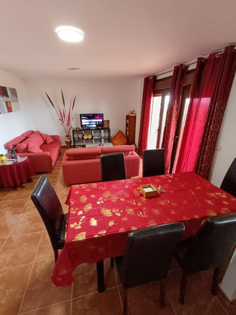 Oasis Inn Pedornes Bagian luar foto