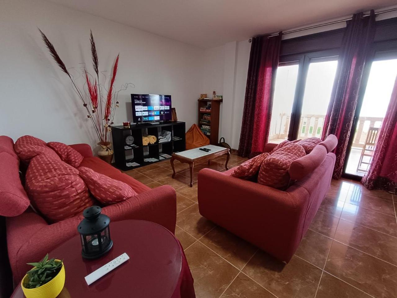 Oasis Inn Pedornes Bagian luar foto